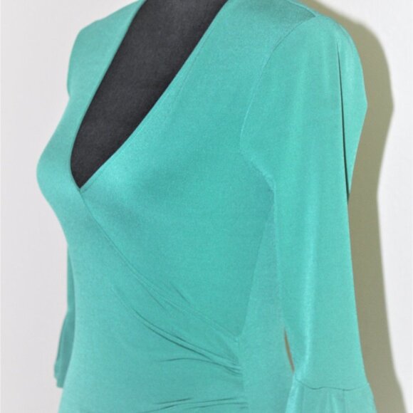 BCBGeneration Ruffle Wrap Dress 3/4 bell sleeves liquid knit XS - Picture 8 of 8